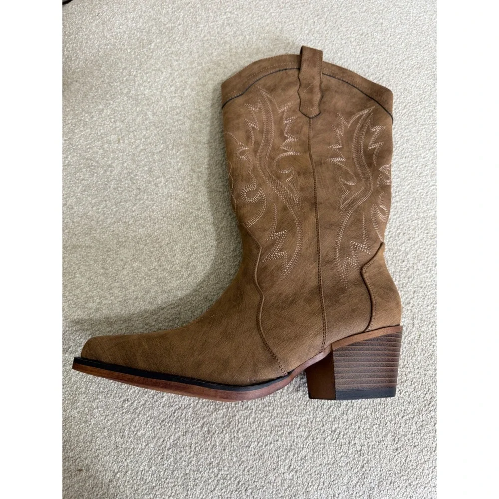 IUV Women's Western Cowboy Boots Taupe Embroidered Mid Calf Block Heel US 8
